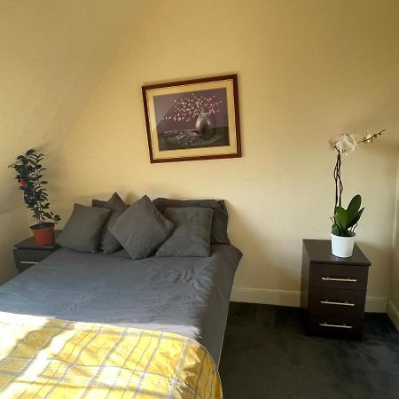 Vibrant & Cosy London Apartment Near Wembley 외부 사진