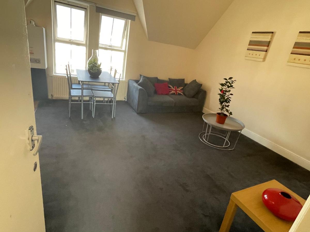 Vibrant & Cosy London Apartment Near Wembley 외부 사진